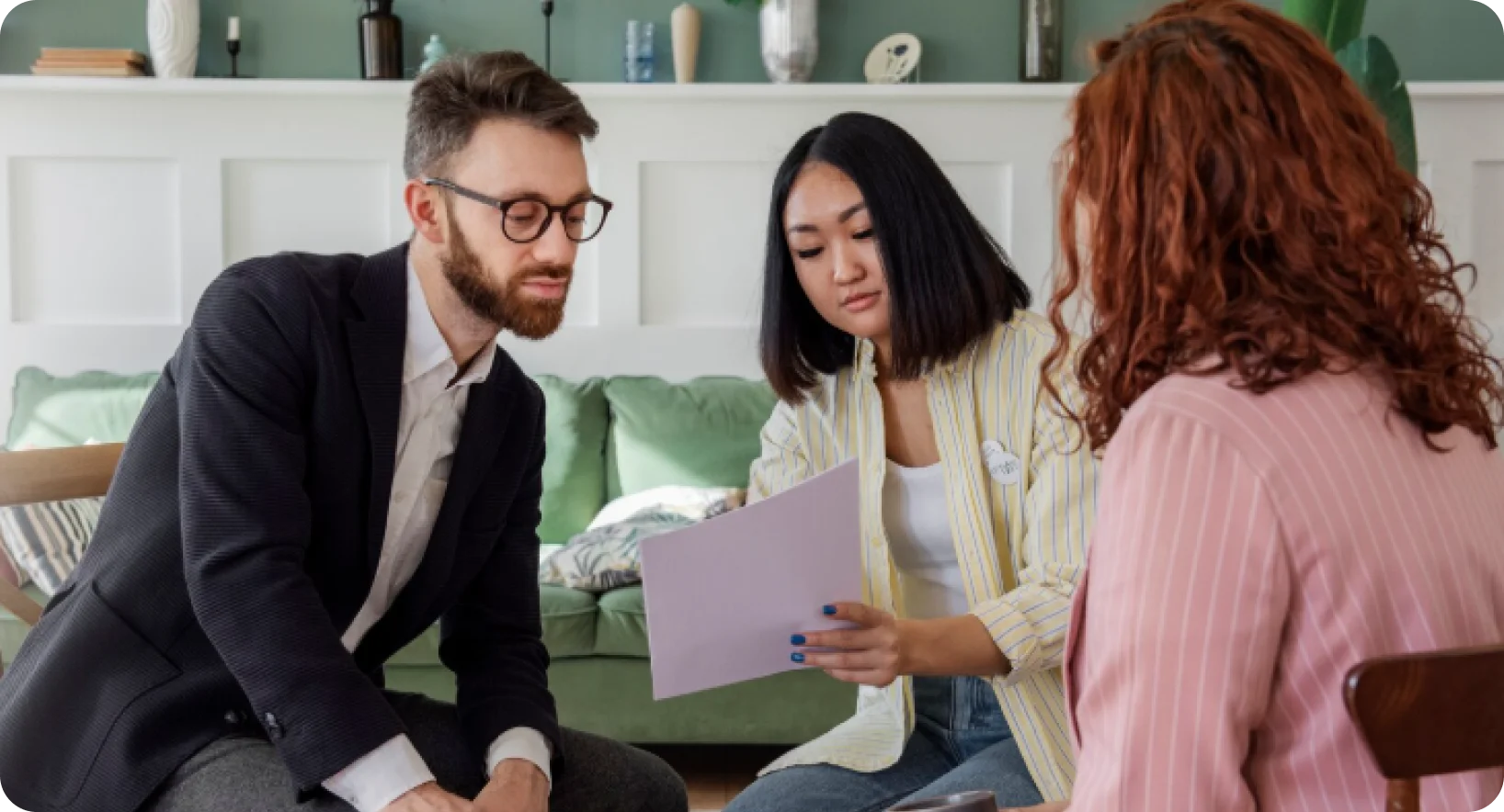 Divorce Coach vs Therapist vs Lawyer Who Does What